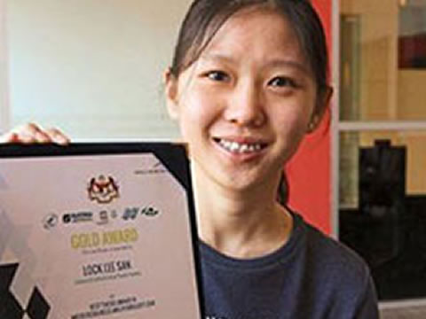 student-bag-award